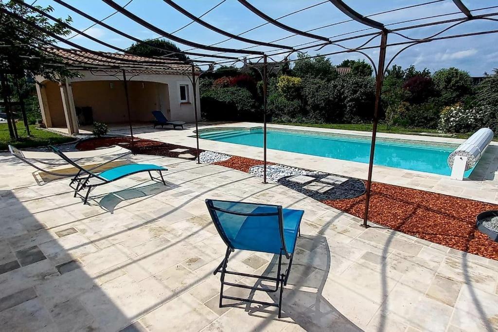 Villa 140 M² Hab. Avec Piscine カストル エクステリア 写真